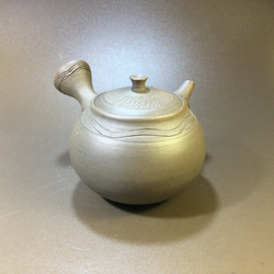 手作りの陶器　焼き〆急須  B–4 5枚目の画像