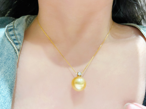 【高級】南洋白蝶真珠　ダイヤモンド付きペンダントk18 3枚目の画像