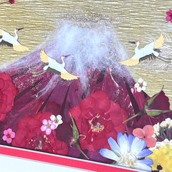華やか赤富士の縁起の良い押し花額07 4枚目の画像