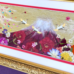 華やか赤富士の縁起の良い押し花額07 5枚目の画像