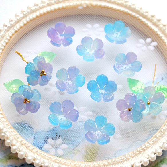 オリジナル新作★幻想的青いお花のパーツ　バラ　ネモフィラ　パープル×ブルーグラデーション 4枚目の画像