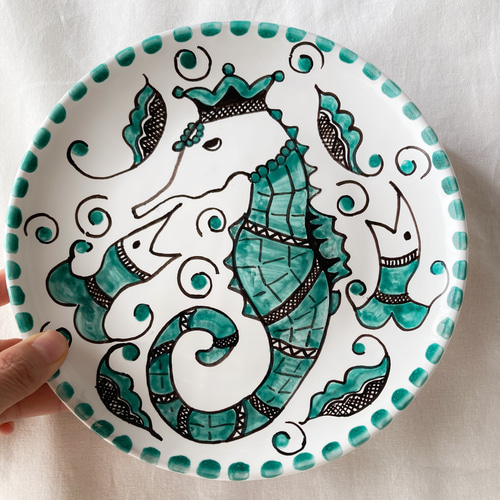 絵皿 20cm マヨリカ焼き タツノオトシゴ イタリア陶器 辰年 CRC033 中