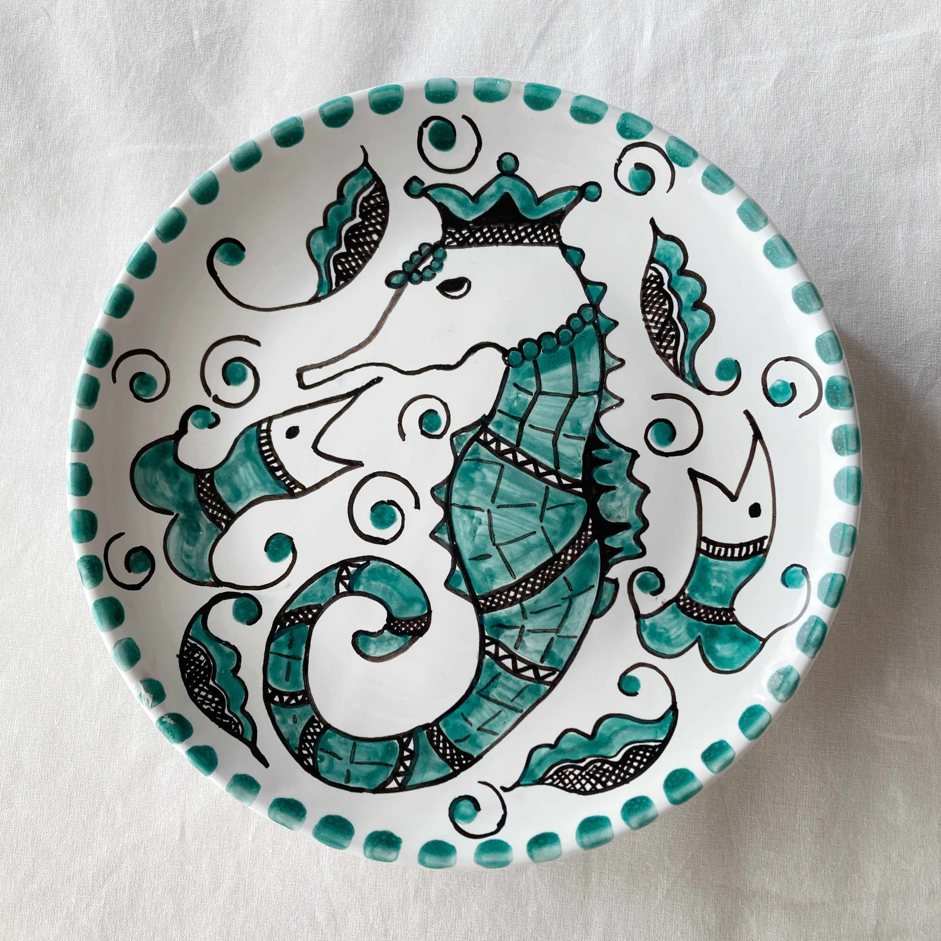 絵皿 20cm マヨリカ焼き タツノオトシゴ イタリア陶器　辰年 CRC033