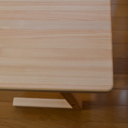 サイドテーブル　コーヒーテーブル　ソファー用　角幅45cm 奥行き30cm 高さ50cm 無垢のヒノキ　コの字型 5枚目の画像