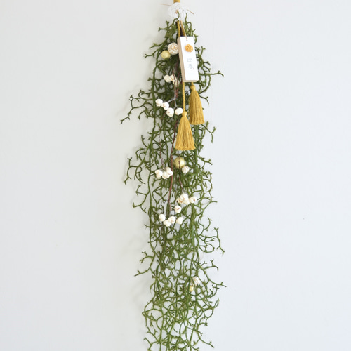 お正月飾り(ヒカゲノカズラ朱) / しめ飾り　お正月飾り　スワッグ　花束 お正月飾り(ヒカゲノカズラ朱) / しめ飾りお正月飾りスワッグ花束