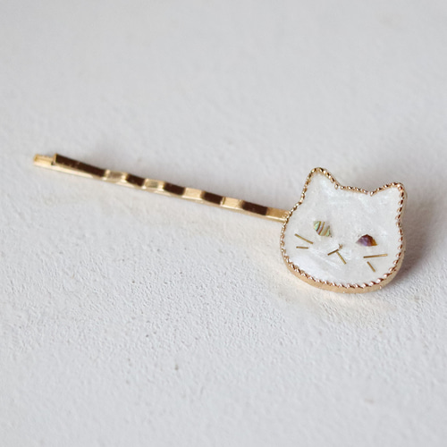 ラスト2　ねこ　猫　白猫　ホワイト　ヘアピン　ヘアアクセサリー　ヘアクリップ ラスト2 ねこ 猫 白猫 ホワイト ヘアピン ヘアアクセサリー ヘア