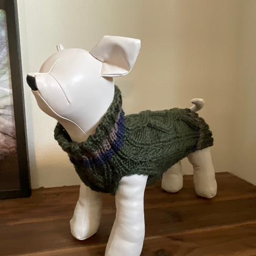 新品 犬服 ニット アウター アルパカニット 手編みニット Mサイズ バラ売り可 新品 犬服 ニット アウター アルパカニット 手編みニット M
