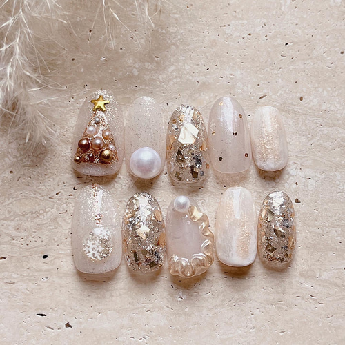 ネイルチップ＊淡色クリスマス 乳白色 ミルクホワイト ニュアンス  