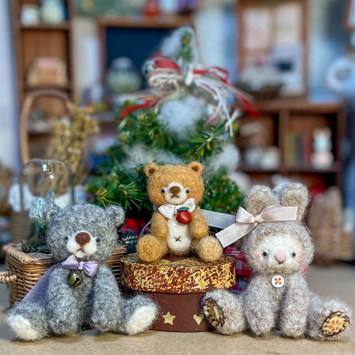 羊毛フェルト＊fluffy teddy【グレー】 可動式＊羊毛フェルト＊fluffy teddy【グレー】 羊毛フェルト 夢
