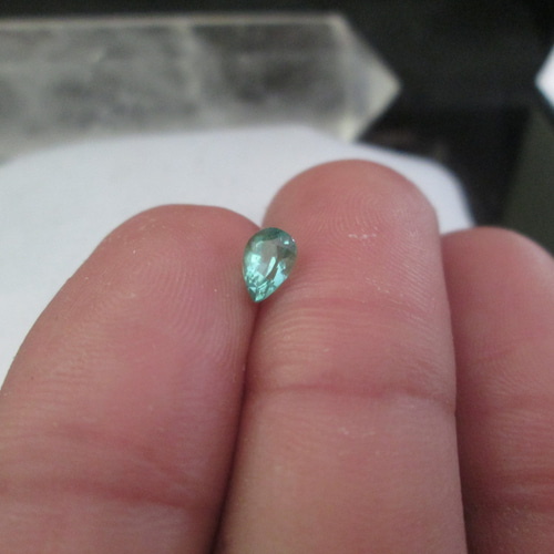N.2901 上質パライバトルマリン・ルース 0.42Ct バターリャ産 傷なし 