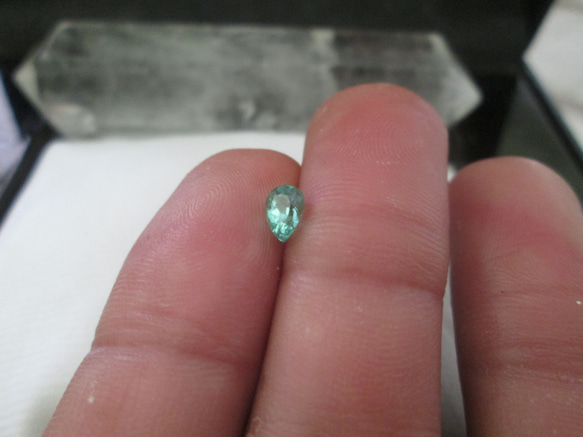 N.2901 上質パライバトルマリン・ルース 0.42Ct バターリャ産 傷なし ネックレスやリングに最適 7枚目の画像