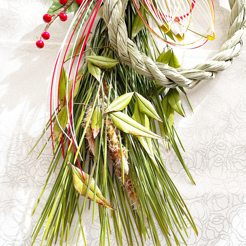 予約大鶴】完全受注制 天然若松の立派な正月飾り 松飾り 鶴水引 自然