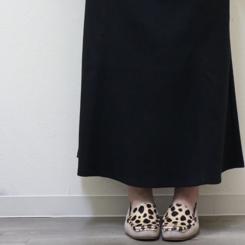 【極美品】chausser ローファー　ハラコ　ダルメシアン柄　23cm Leslie レスリー メタリックアクセントローファー - ブラック