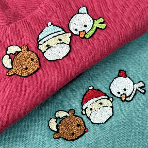 【ハンドメイド刺繍スタイ】クリスマストリオのふっくら刺繍スタイ(レッド❤️) 7枚目の画像