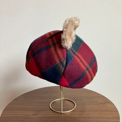 クリスマスカラー　タータンチェックのテディベアベレー帽（くま耳帽子　赤チェック） 5枚目の画像