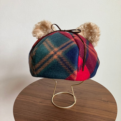クリスマスカラー　タータンチェックのテディベアベレー帽（くま耳帽子　赤チェック） 3枚目の画像