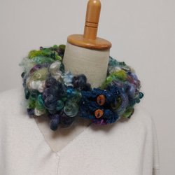 手織り手紡ぎのスヌード　ブルーなど寒色系のイングリッシュラスター 1枚目の画像