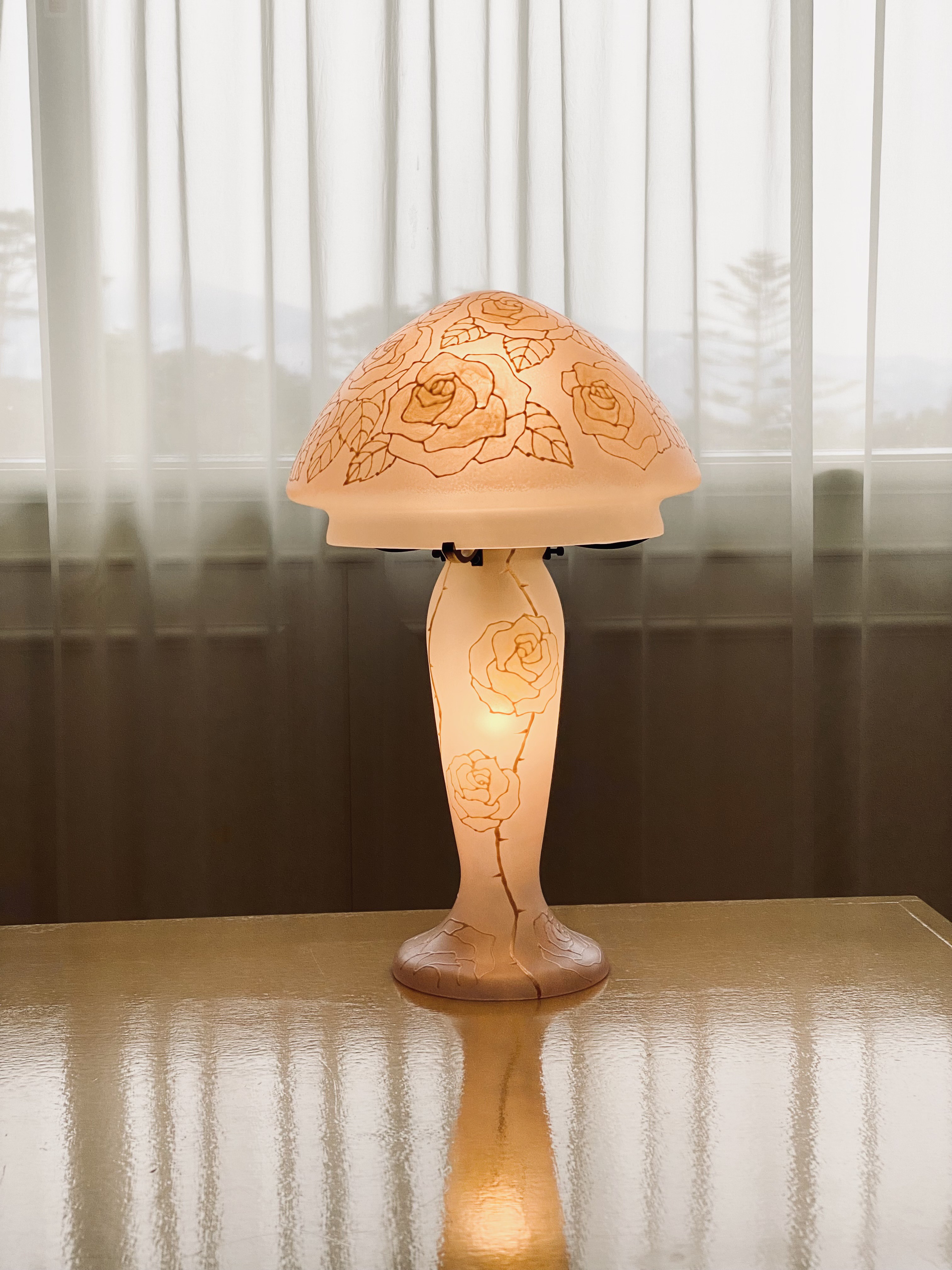 《母の日ギフト》Creema限定【バラ】ローズ テーブルランプ《薔薇　ローズ｜還暦祝い・誕生日プレゼント・新居祝い