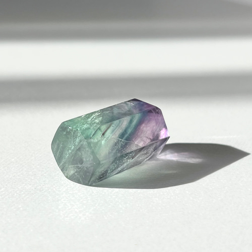 中国産フローライト ポイントE 天然石 はな's works 通販 16920258