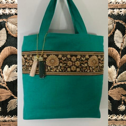 豪華　刺繍リボン　フレンチリネン100　トートバッグ④　30×26×6　インド刺繍リボン 1枚目の画像