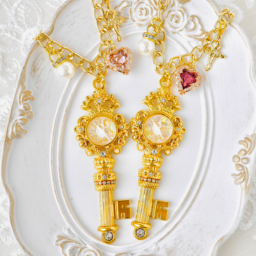 ♫再販❤︎❤️ バレリーナ　チャーム　バックチャーム　ジャラジャラ　ハンドメイド ♫再販❤︎❤️ バレリーナ チャーム バックチャーム ジャラジャラ