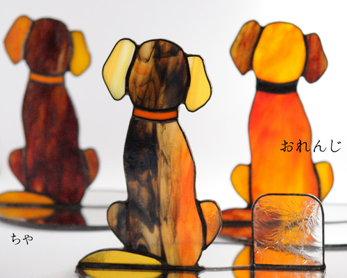 ステンドグラス桜文鳥とビーグル犬(1915)shocora 0f6b5c0f908a7d043321c9668547e3