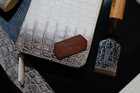 ヒマラヤタロコダイル手作りラウンドファスナー長財布　手縫い手作り長い財布 5枚目の画像