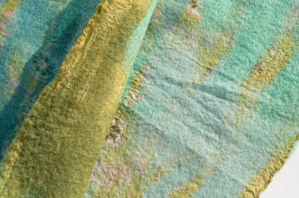 ウールフェルトスカーフ/ウェットフェルトスカーフ/水彩芸術スカーフ/ウールグラデーションスカーフ - 北欧グリーン草原メリノ暖か 6枚目の画像