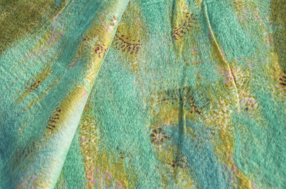ウールフェルトスカーフ/ウェットフェルトスカーフ/水彩芸術スカーフ/ウールグラデーションスカーフ - 北欧グリーン草原メリノ暖か 14枚目の画像