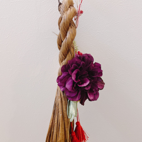 しめ縄リース　赤紫ダリア　小梅 しめ縄リース 赤紫ダリア 小梅 しめ縄リース 赤紫ダリア 小梅 しめ縄