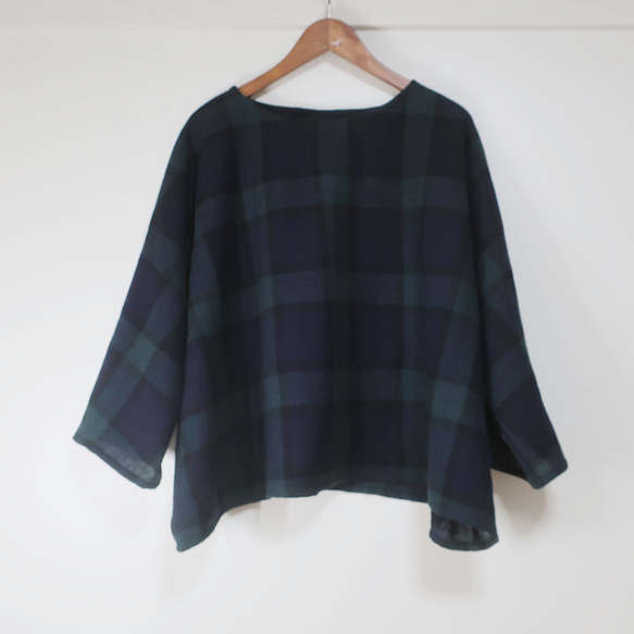 蓬鬆輕盈的羊毛感❣️寬鬆長袖套頭衫（一種尺寸最適合/格紋） 第3張的照片