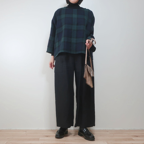 蓬鬆輕盈的羊毛感❣️寬鬆長袖套頭衫（一種尺寸最適合/格紋） 第15張的照片