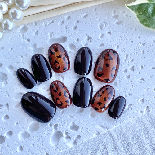 ♡ヒョウ柄 ネイルチップ ショートオーバル♡ ネイルチップ（つけ爪