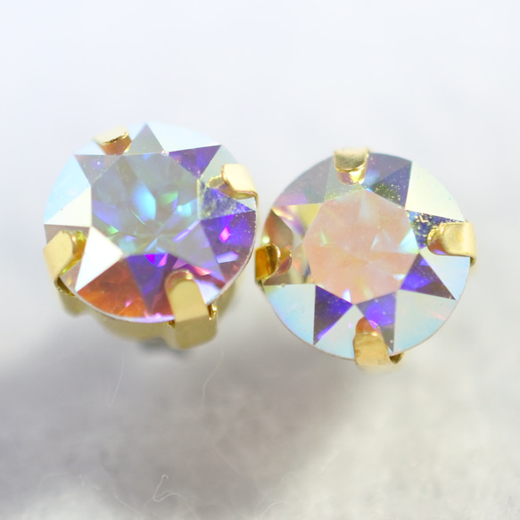 施華洛世奇正常顏色水鑽耳環（8毫米，極光水晶，鈦柱） 第2張的照片