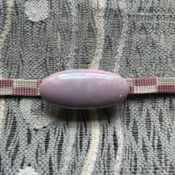 ビンテージ陶磁タイルのまろやかなモーブの帯留め「瞑想」 8枚目の画像