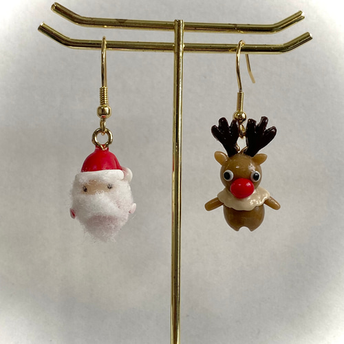 クリスマス ミニチュアサンタ&トナカイピアスorイヤリング ピアス 