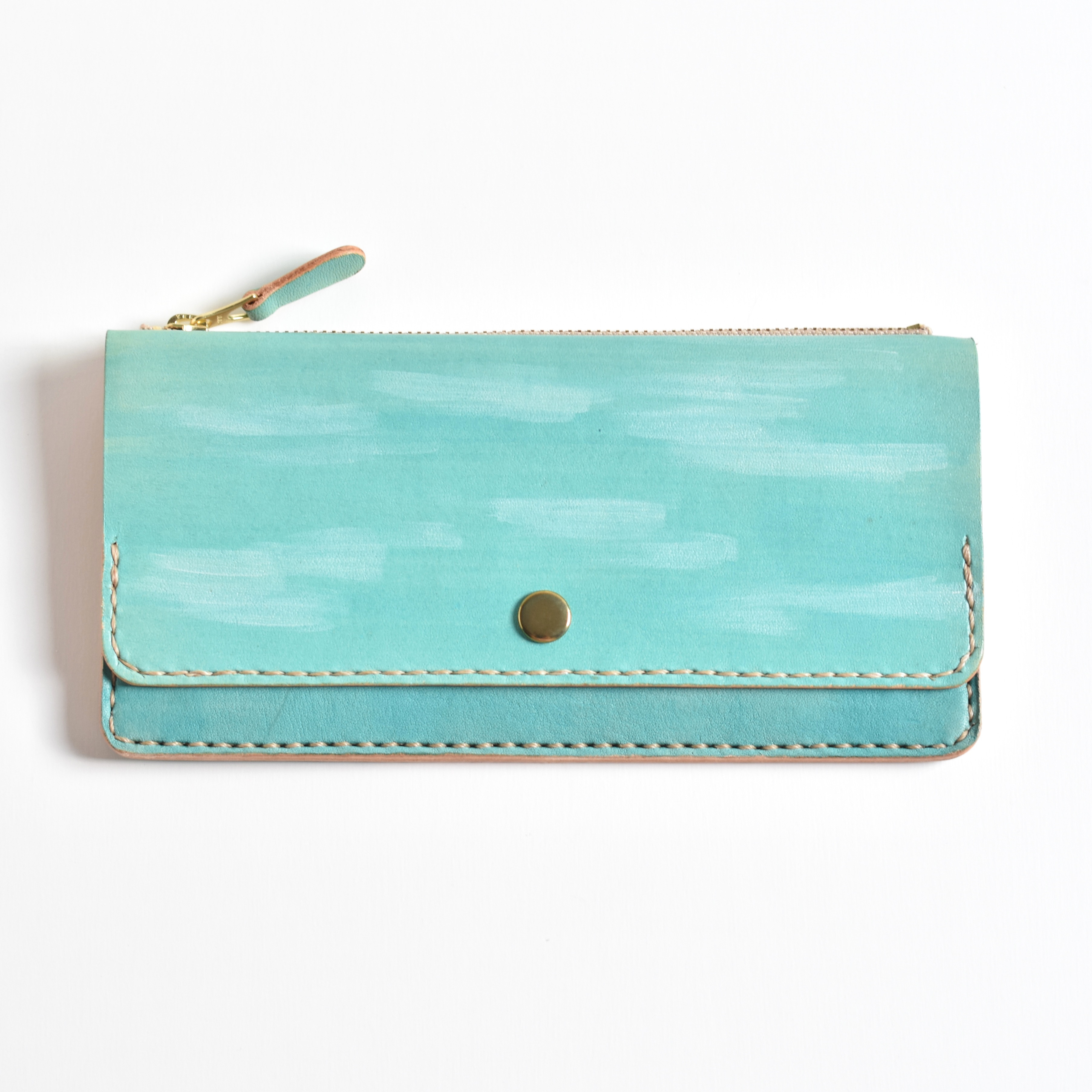 【SALE ￥5,000 OFF】革の手染め財布 「空色（スリムな長財布）」