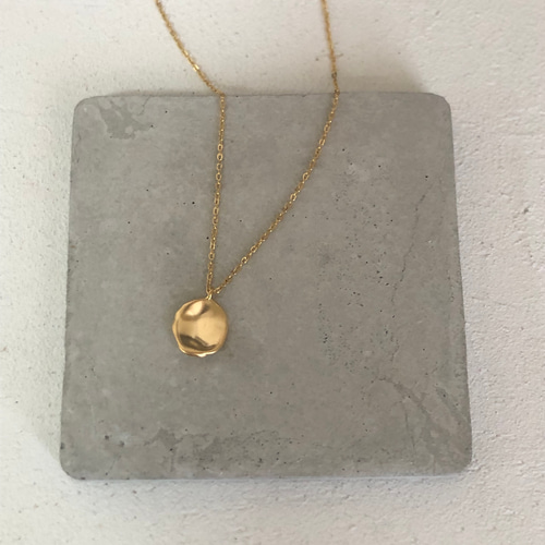 サージカルステンレスマットゴールド凸凹ラウンドロングネックレス