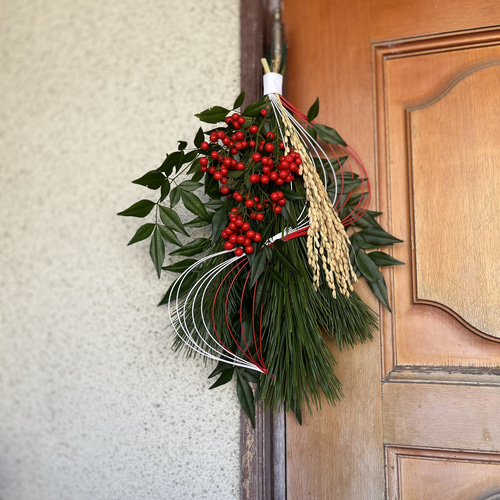 松の内まで｜即日発送】天然若松の稲穂スワッグ正月飾り 南天 しめ縄