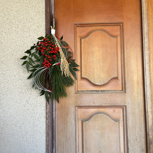 松の内まで｜即日発送】天然若松の稲穂スワッグ正月飾り 南天 しめ縄