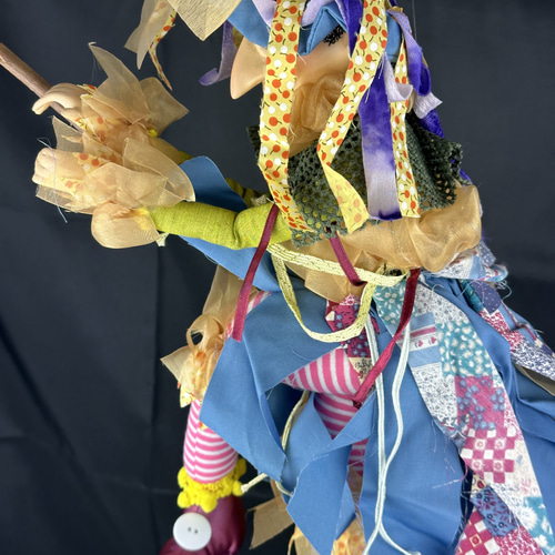 魔女人形 縁起物 幸福を与える白魔女人形 手作り ヨーロッパ