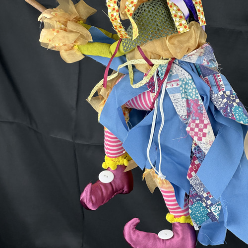 魔女人形 縁起物 幸福を与える白魔女人形 手作り ヨーロッパ