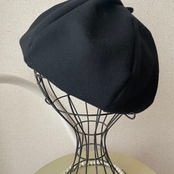 ファー付きベレー帽　ブラック 4枚目の画像