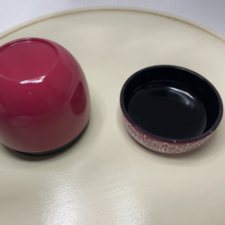 紅色の棗（なつめ）と桜の茶杓（ちゃしゃく） 3枚目の画像