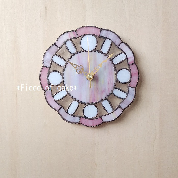 ステンドグラスの掛け時計＜ピンク花型＞ (CL04A)＜壁掛け時計