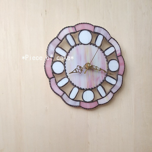 ステンドグラスの掛け時計＜ピンク花型＞ (CL04A)＜壁掛け時計