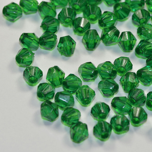 お徳用 プラビーズ アクリルビーズ ソロバン型 4mm エメラルド 濃いめ