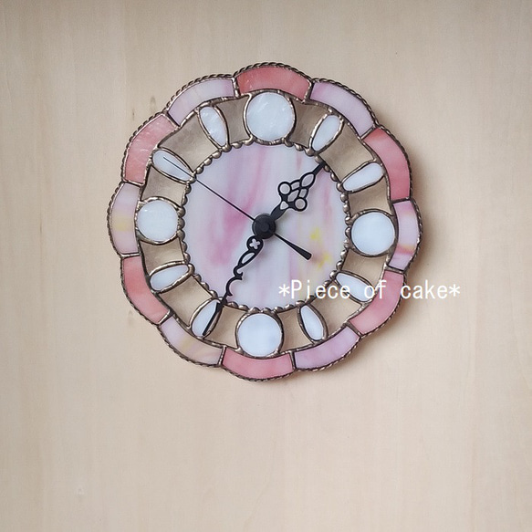 ステンドグラスの掛け(電波)時計＜ピンク花型＞＜電波時計 (CL05D)時計(スイープ）クロック　ピンク　ホワイト＞ 3枚目の画像