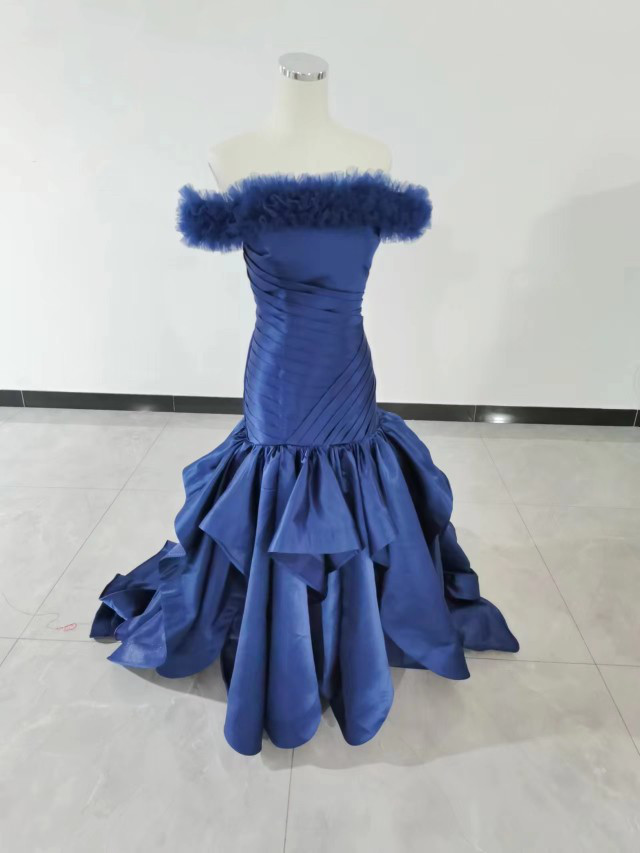 高品質！ ウェディングドレス オフショルダー 上質オーガンジー マーメイドライン 撮り