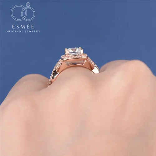 新品未使用✨最高級モアッサナイト クッションカット リング TAKE-UP ONLINE SHOP/テイクアップ公式オンラインショップ